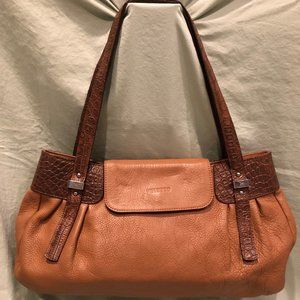 Petusco Leather Shoulder Bag